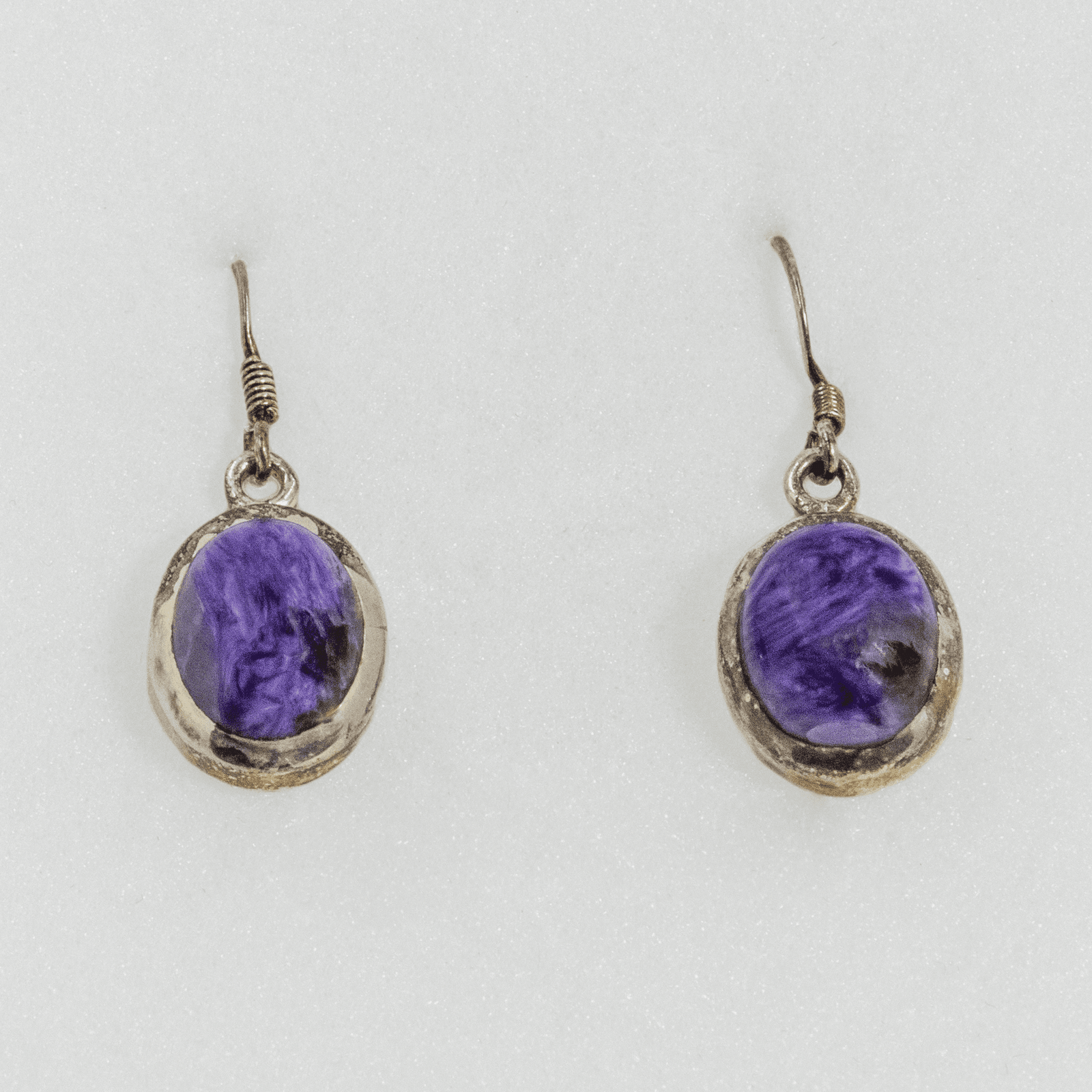 Boucles d’oreilles en Charoïte
