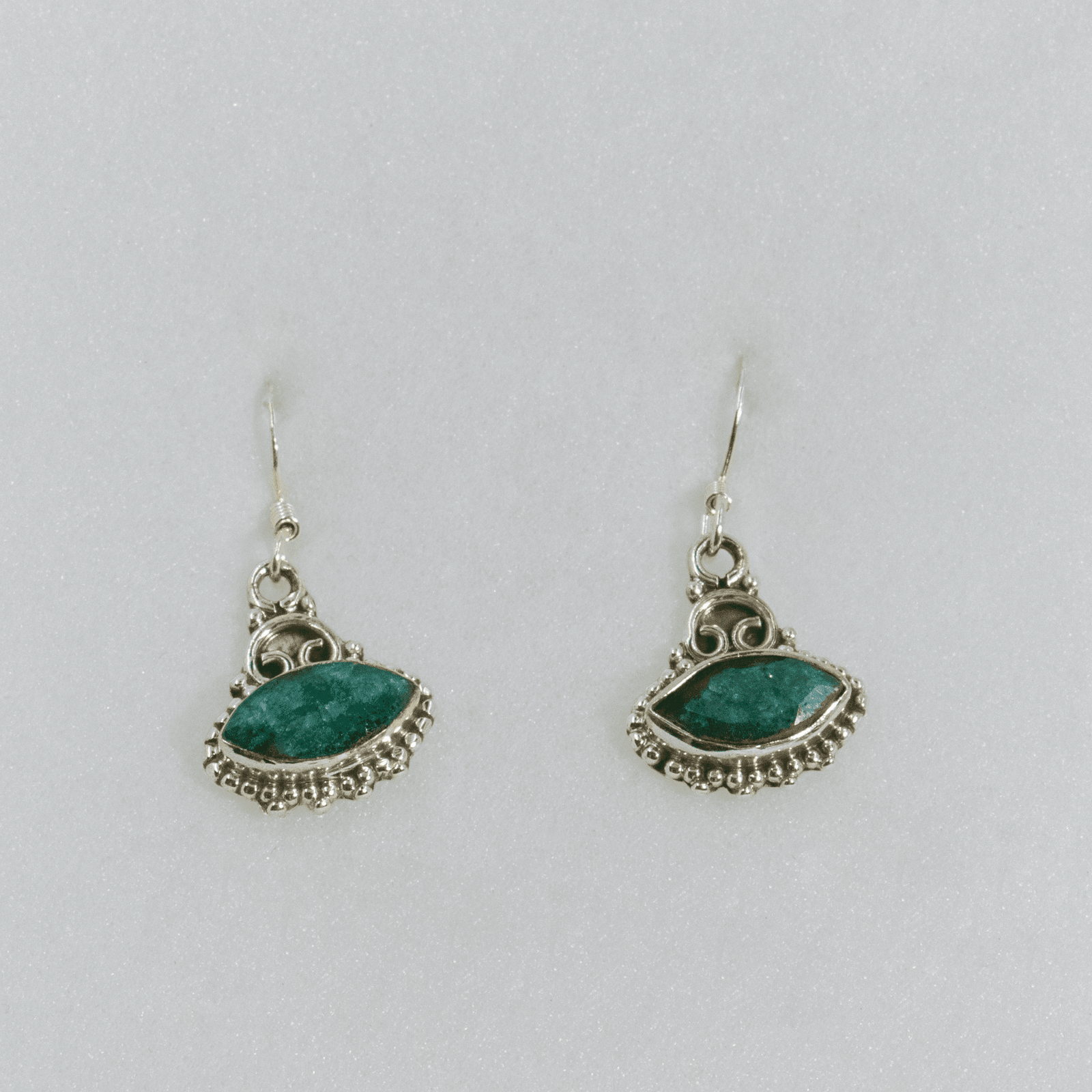 Boucles d’oreilles en Émeraude