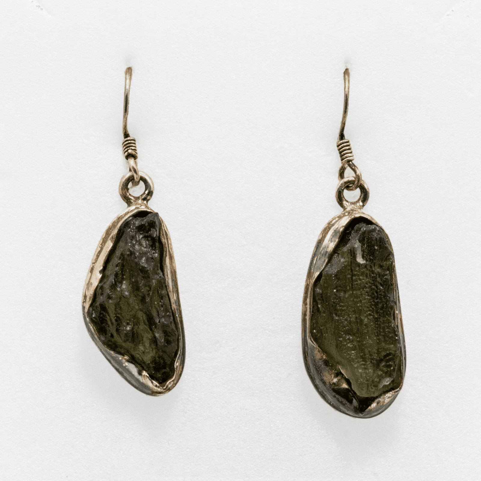 Boucles d’oreilles en Moldavite