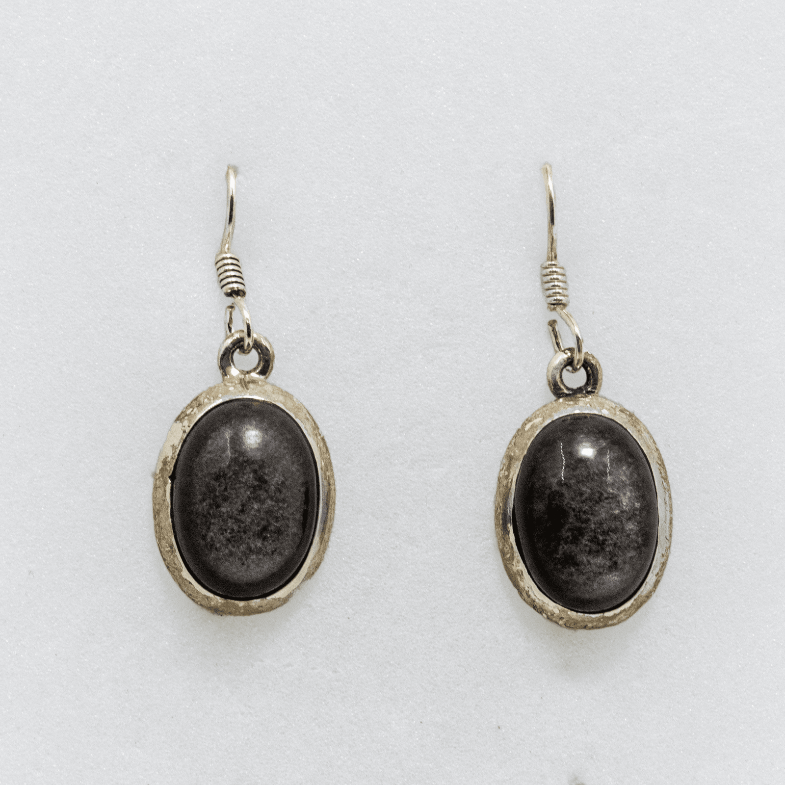 Boucles d’oreilles en Obsidienne Argentée