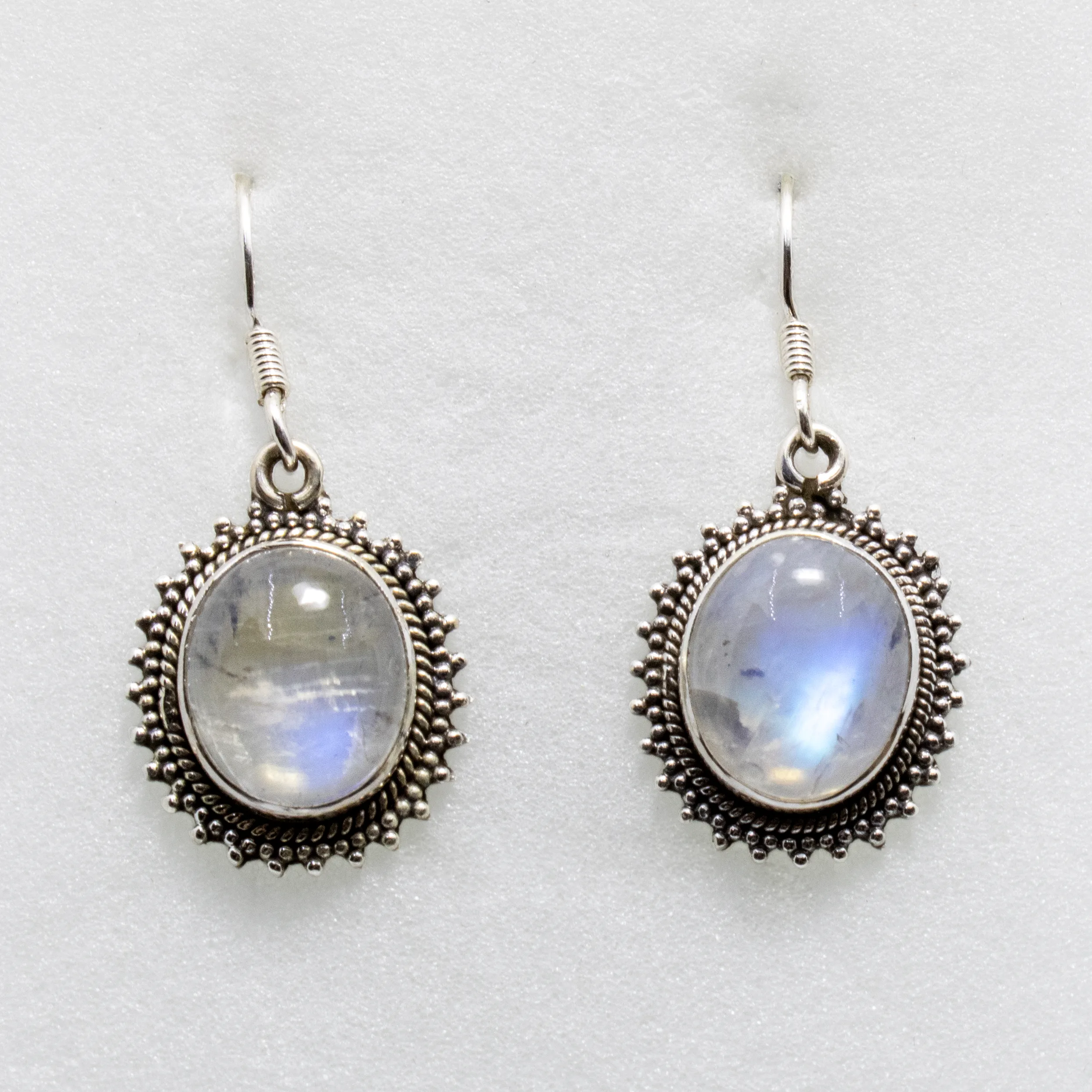 Boucles d&rsquo;oreilles en Pierre de Lune