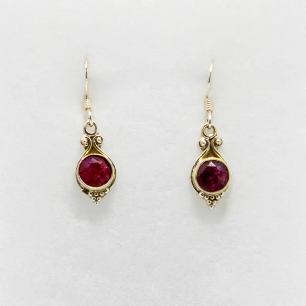 Boucles d'oreilles en rubis