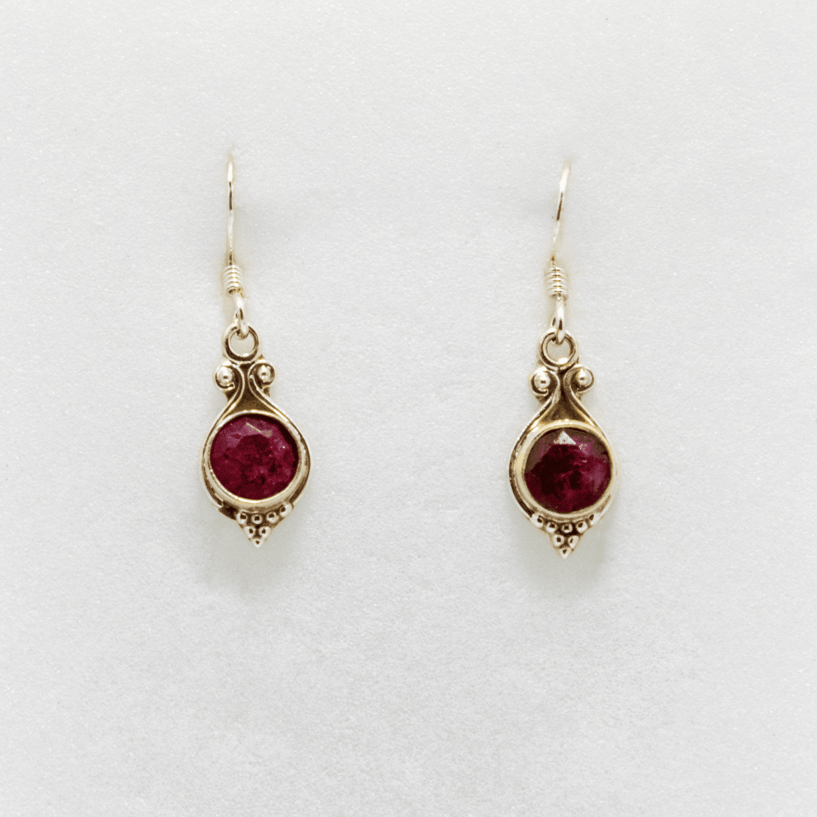 Boucles d’oreilles en Rubis