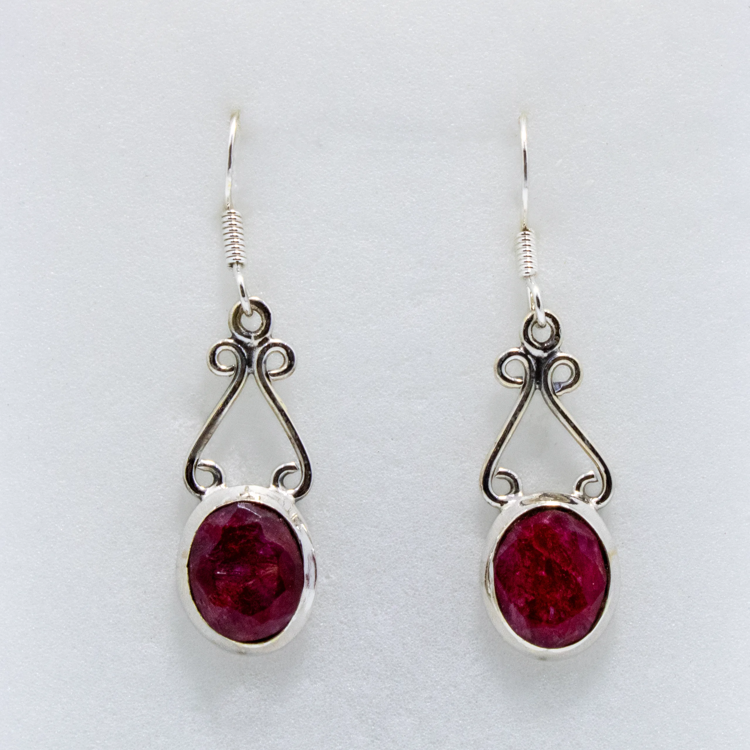Boucles d’oreilles en Rubis