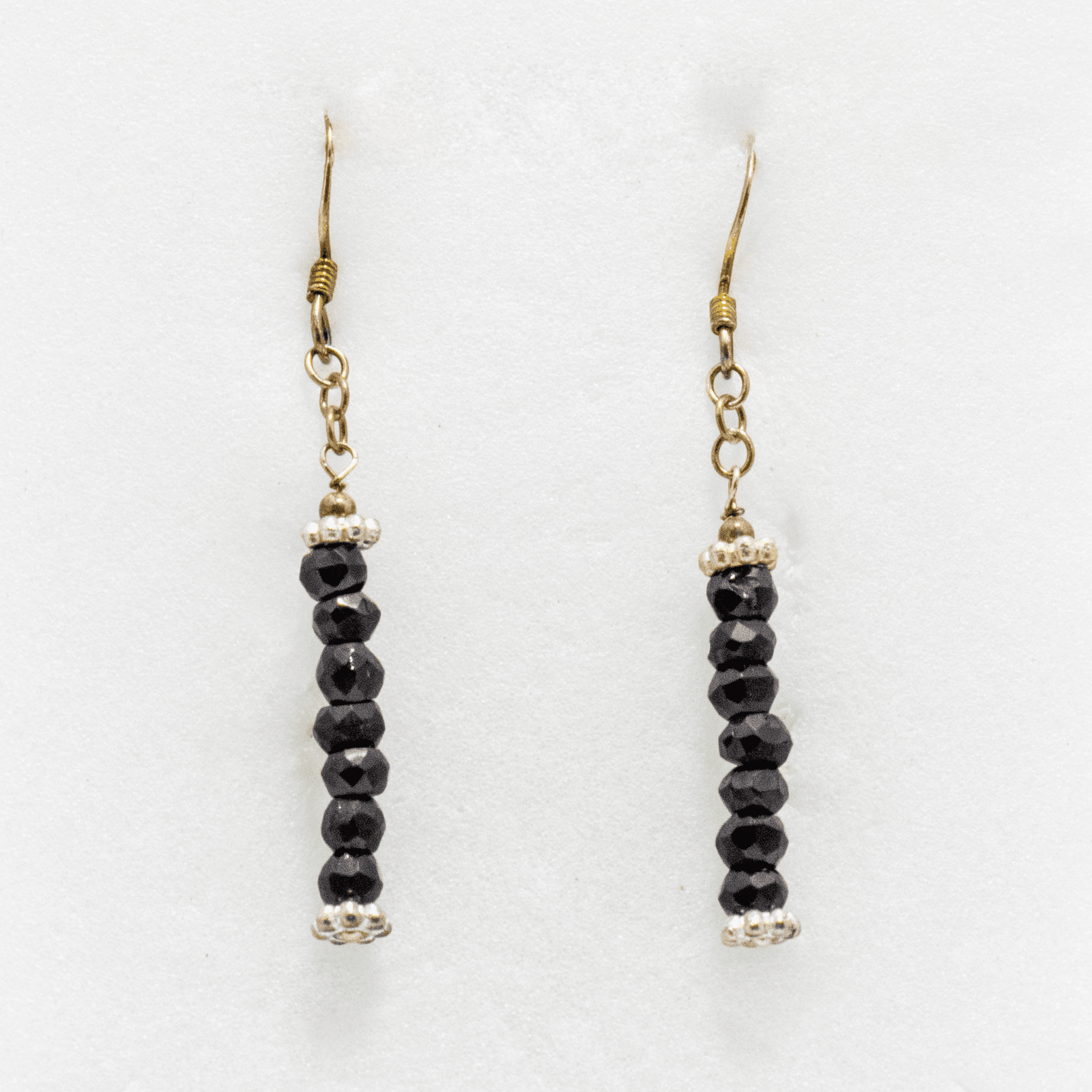 Boucles d’oreilles en Spinelle noir