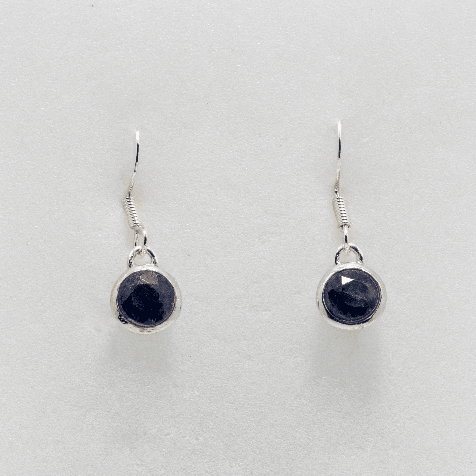Boucles d’oreilles en Saphir Bleu