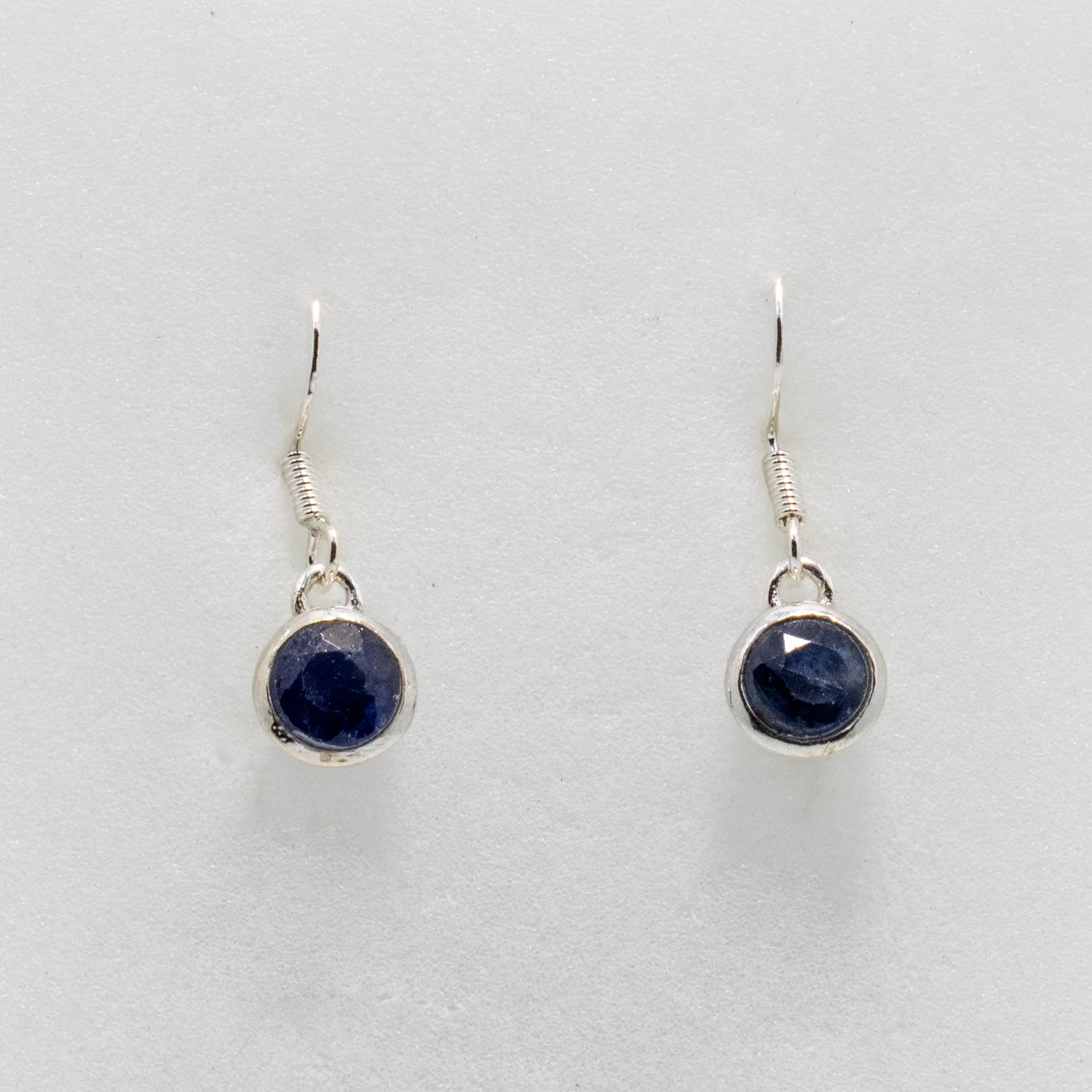 Boucles d’oreilles en Saphir Bleu