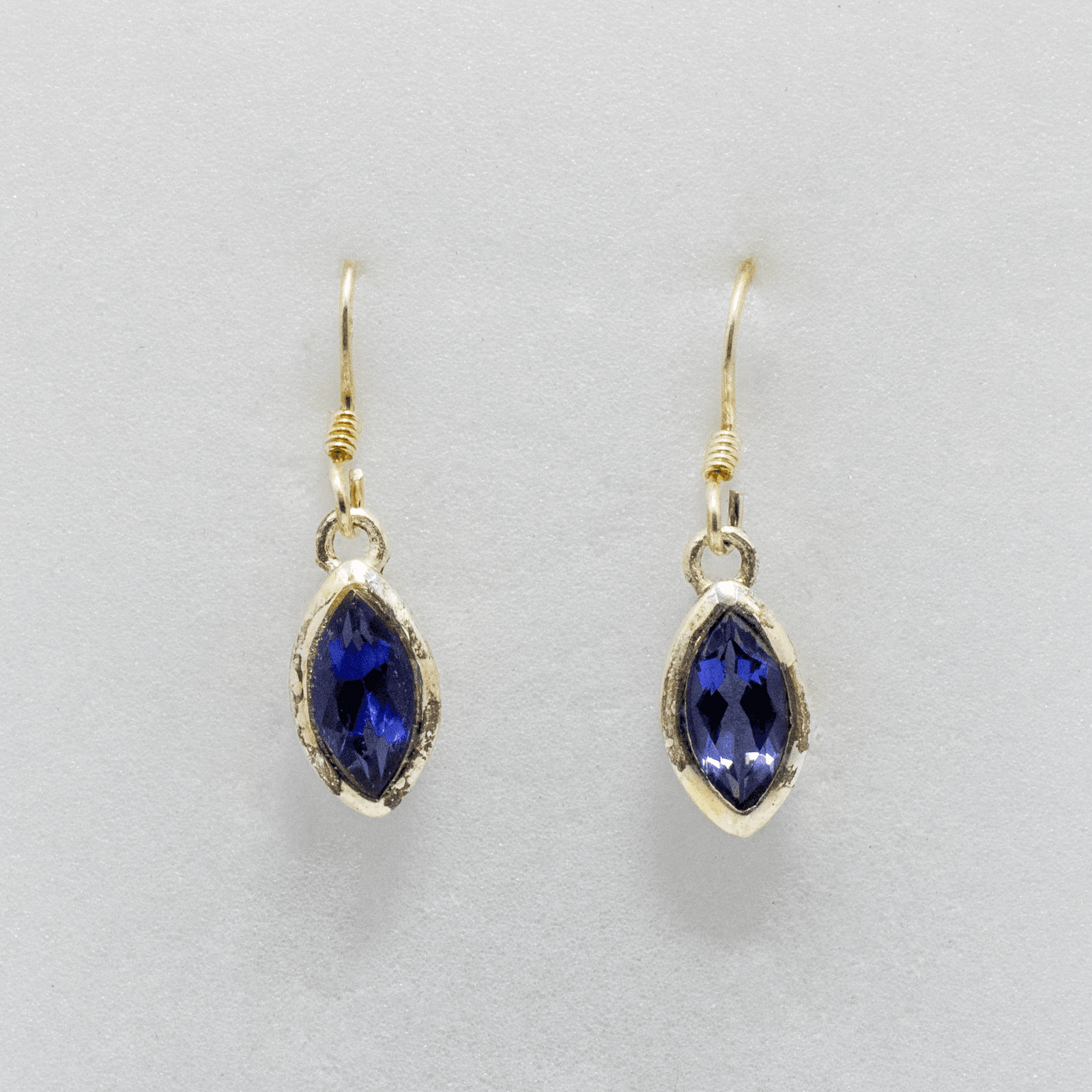 Boucles d’oreilles en Saphir Bleu