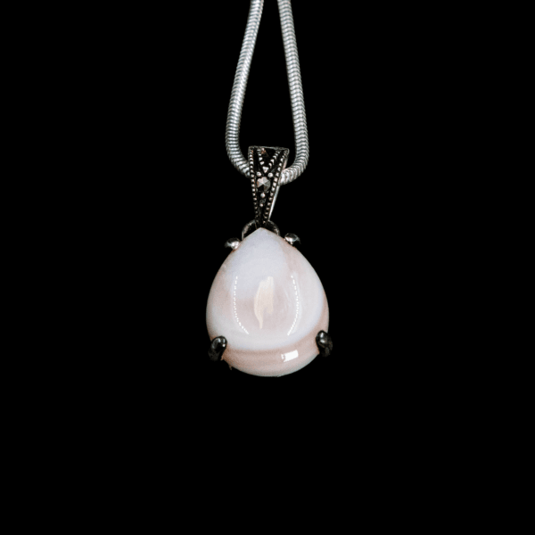 Pendentif en Nacre
