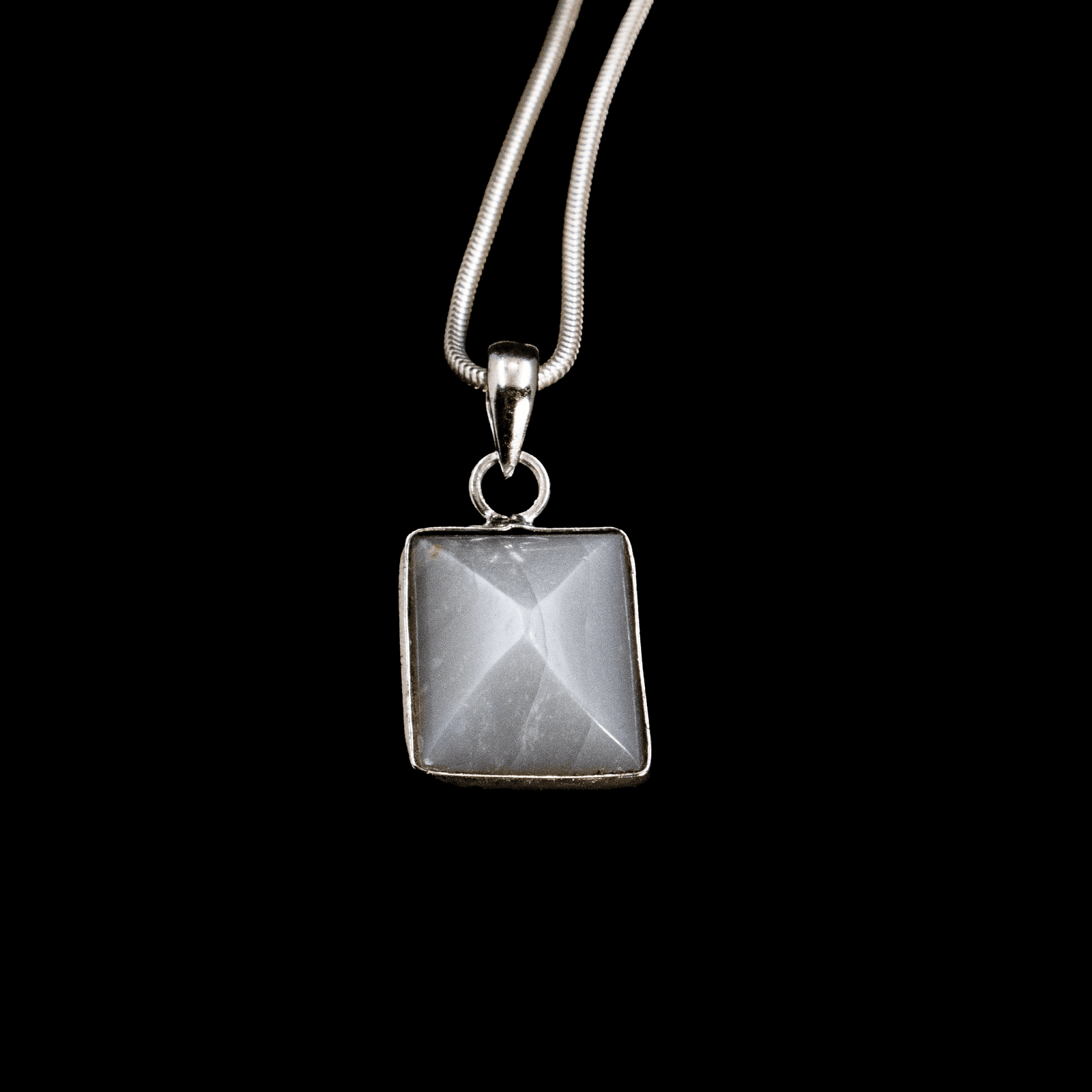 Pendentif en Pierre de Lune Adulaire