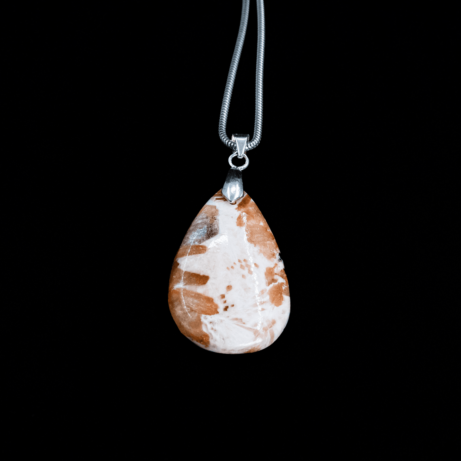 Pendentif en Scolecite