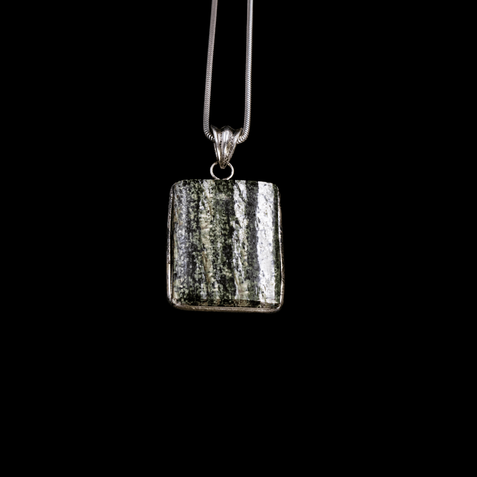 Pendentif en Serpentine